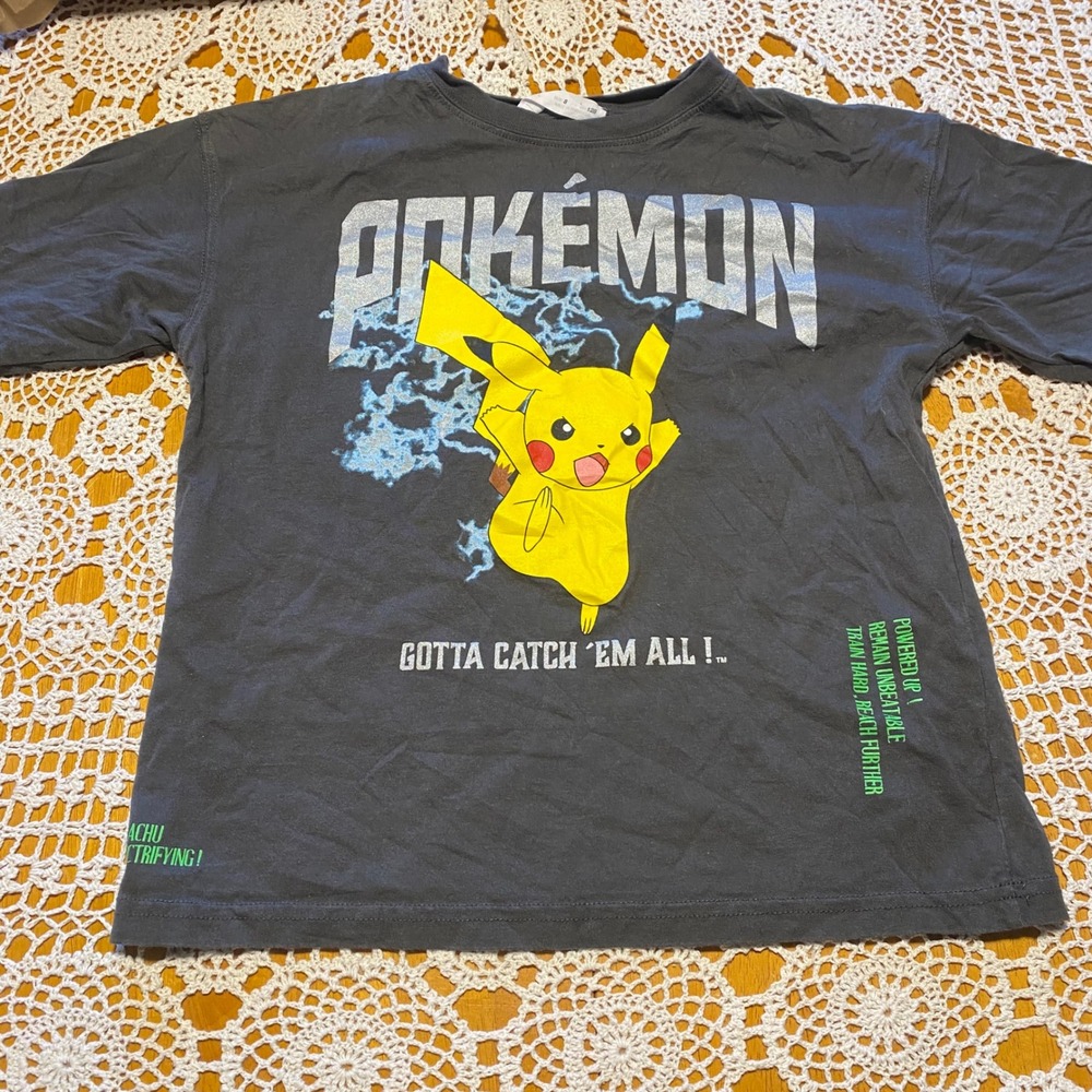 Pokemon T-Shirt Boys Size 8 Pikachu Gotta Catch Em All Graphic Tee
